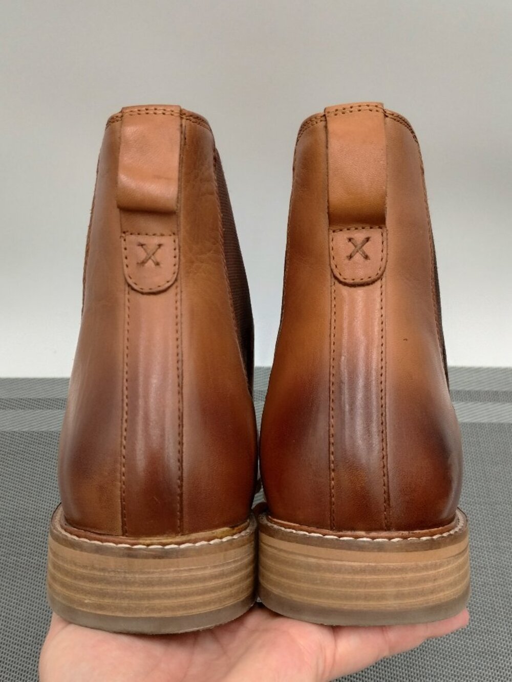 Thomas & Vine Corbin Chelsea Leather Boot Cognac Size 10 - Picture 7 of 13